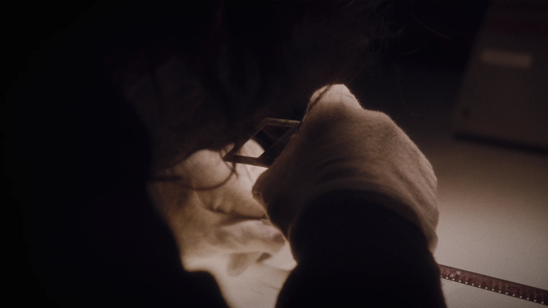 shot 3 from movie Undead Voices (2019–2021) by Maria Iorio and Raphaël Cuomo